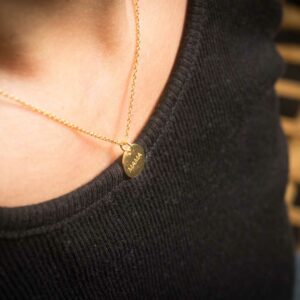 Collier plaqué or médaille Mama acheter en ligne pas cher et boutique paris