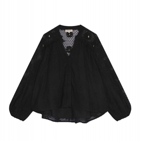 Amenapih Blouse manches longues noire en dentelle Lupin. Top bohème et cowboy à la fois pour femme stylée automne. Acheter boutique Paris et en ligne