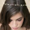 Accessoire Couronne dorée et perles Morgan. Accessoires cheveux mariage pour bridesmaids ou mariée. Bijou de tête. Acheter en ligne et boutique Paris