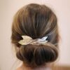Peigne pour cheveux à décor de feuilles dorées. Accessoire de cheveux doré et stylé pour mariage ou quotidien. Acheter boutique Paris et eshop