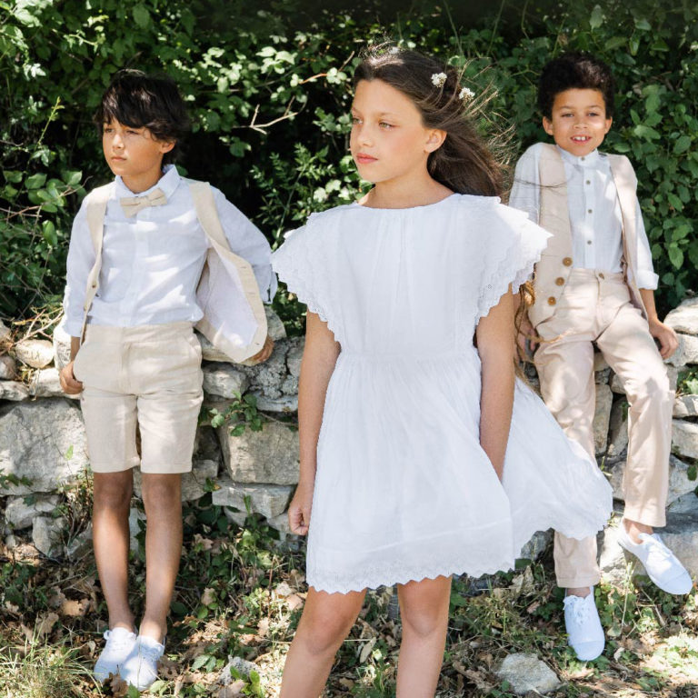 Robe fille Sophie Les Petits Inclassables baptême cérémonie et cortège pour petite fille. Robe blanche manches courtes rétro vintage. Dispo boutique Paris