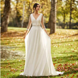 Robe de mariée bohème Obra collection Alma 2021. robe de mariée dentelle et dos nu fluide. Essayer boutique mariage paris
