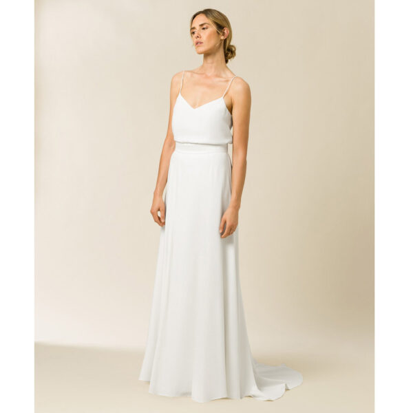 Jupe de mariée longue et chic blanche ivoire. ensemble mariée jupe et top pour mariage cool. Petits prix. Acheter en ligne et boutique Paris