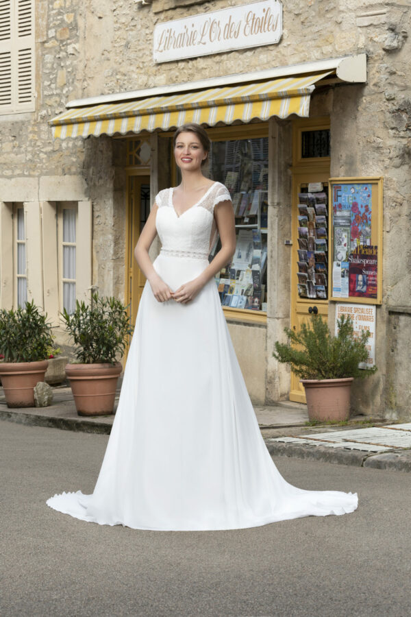 Robe de mariée longue décolleté Diane