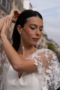 Boucles d'oreille pendantes 7 perles argent Rosa Clara. Bijou de mariée stylé et chic pour mariage. Acheter online ou boutique mariage Paris