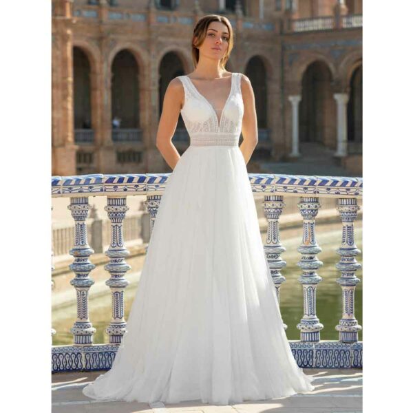 Robe de mariée Ellie dentelle graphique et tulle longues Bo'M. Robe bohème et touche princesse. Essayer boutique mariage Paris