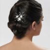 Pic à chignon de mariée fleurs et perles. Accessoire de cheveux mariage. Achat en ligne ou boutique mariage paris coiffure