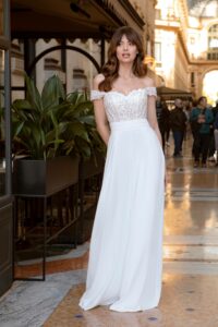 Combinaison de mariée bretelles tombantes Johanna. combinaison mariage manches tombantes dentelle petit prix. Boutique Paris et en ligne