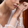 Boucles d’oreille dormeuses argent avec strass Lilly, accessoire mariée. Achat en ligne ou boutique mariage paris. Bijoux argent