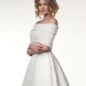 Echarpe étole blanc ivoire Poirier en tulle. Châle, boléro, étole, cape mariée blanche accessoire. Acheter boutique mariage Paris. En ligne.