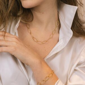 Collier maillons fins dorés. Bijou mariage petit prix. Accessoire de mariée. Acheter en ligne eshop et boutique showroom Paris