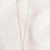 Collier simple et fin doré avec une perle. Bijou mariage petit prix. Accessoire de mariée. Acheter en ligne eshop et boutique showroom Paris