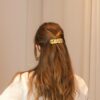 Barrette dorée fleurs rétro – Image 4