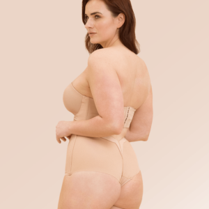 Soutien-gorge bandeau Back to Glam. Lingerie mariée robe dos nu. Soutien gorge nude invisible. Essayer et acheter boutique mariage Paris