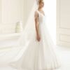 Voile de mariée long 1 couche en tulle et dentelle. Accessoire mariage petits prix. Boutique concept-store paris et eshop