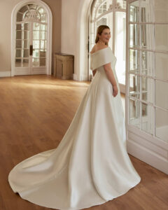 Robe de mariée Wirbela. Collection Martha Blanc 2026. Robes mariage chic grandes tailles. Essayer boutique mariage paris RDV showroom