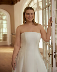 Robe de mariée Wirbela. Collection Martha Blanc 2026. Robes mariage chic grandes tailles. Essayer boutique mariage paris RDV showroom